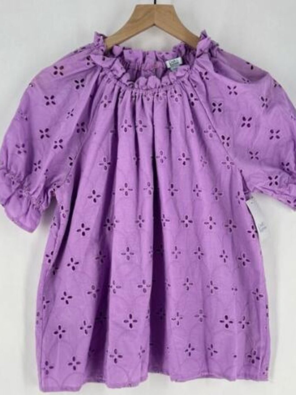 Croft & Barrow Cotton Eyelet Puff‎ Short Sleeve Embroidered Cottagecore Top